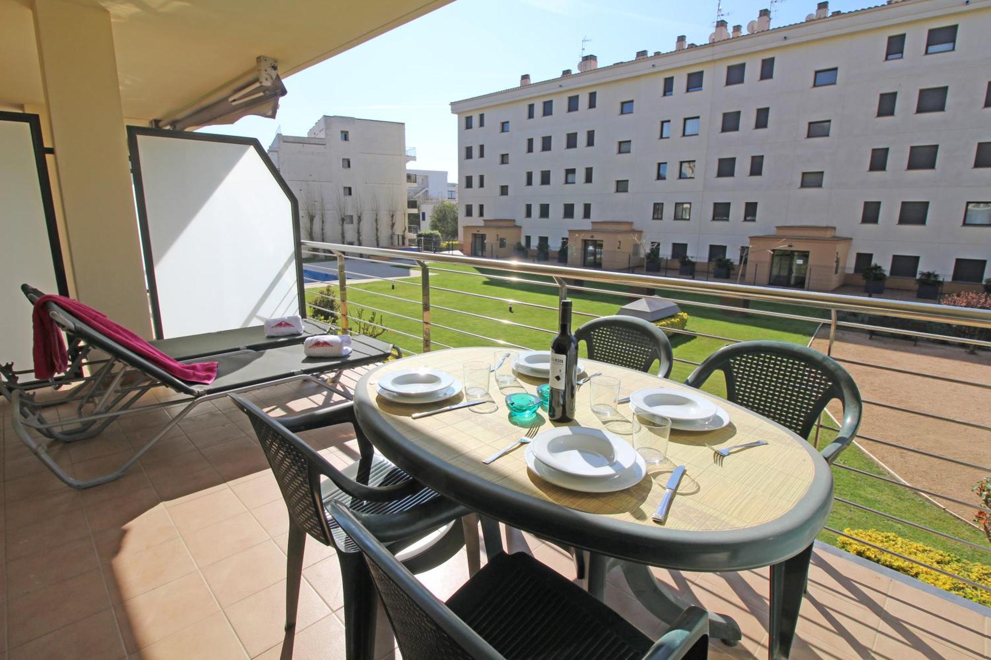 Apart-rent Milleni Ii 8010 Roses